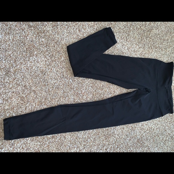 lululemon athletica Pants - Lululemon Mid Rise Wunder Unders
